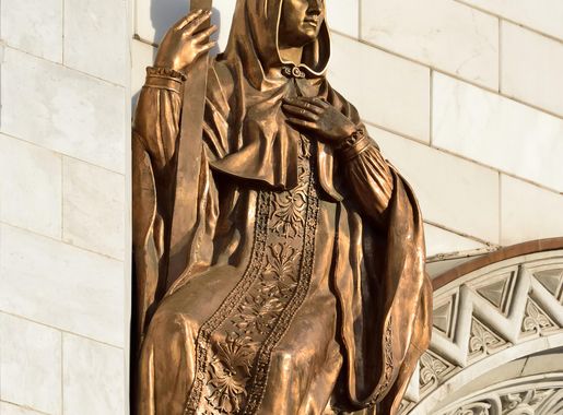 File:Saint Helena of Constantinople by Nikolay Ramazanov, replica by Dmitry  Tugarinov 2.jpg - Wikimedia Commons
