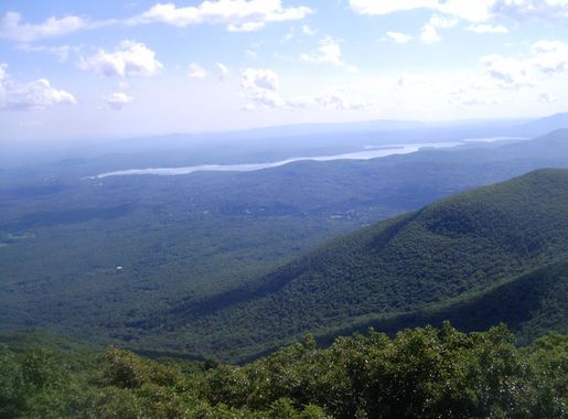 File:Overlook Mountain Fire Tower View 1.JPG - Wikimedia Commons