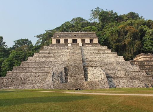 File:Palenque, Temple of the Inscriptions (20498755918).jpg - Wikimedia  Commons