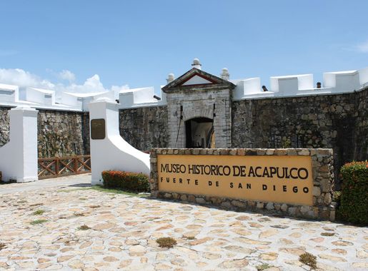 Archivo:Fuerte de San Diego, museo en Acapulco Guerrero, México.JPG -  Wikipedia, la enciclopedia libre