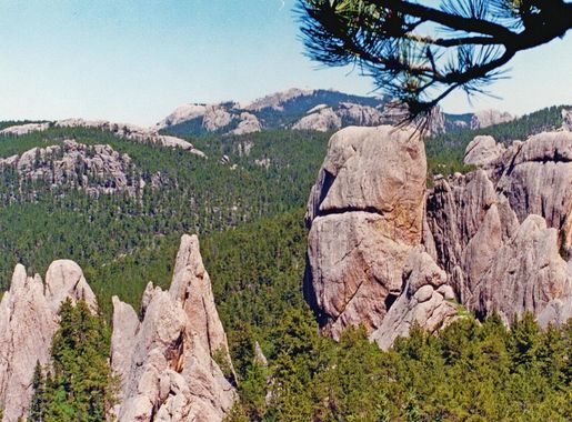 File:Harney Peak a.k.a Black Elk Peak.jpg - Wikimedia Commons