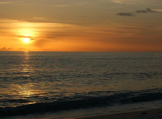 File:Flickr - stringer bel - Sunset at River No. 2 Village Beach, Sierra  Leone.jpg - Wikimedia Commons