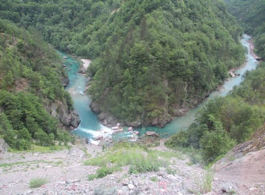 File:Tara River Canyon (3).JPG - Wikimedia Commons