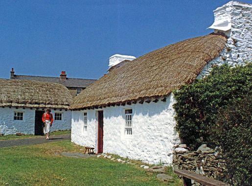 File:Cregneash Folk Museum 1988.jpg - Wikimedia Commons