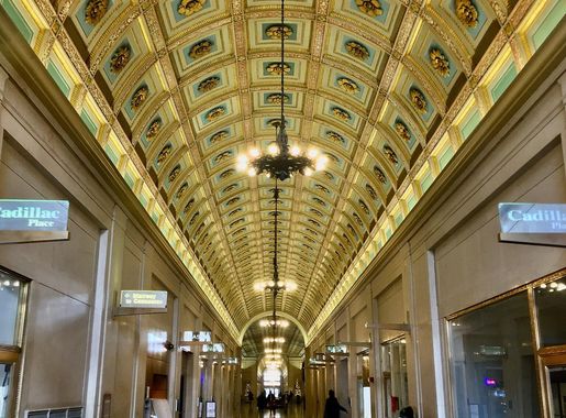 File:Cadillac Place, Detroit (interior arcade) - 20201215 - 01.jpg -  Wikimedia Commons