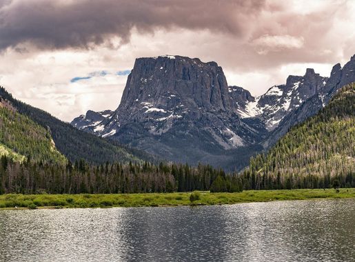 File:Squaretop Mountain in WY.jpg - Wikimedia Commons