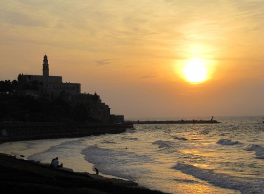 Sunset over the shoreline and ocean in Tel-Aviv, Israel image - Free stock  photo - Public Domain photo - CC0 Images