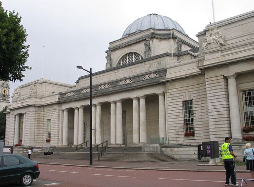 File:National museum Cardiff front.jpg - Wikimedia Commons