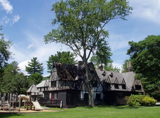 Shadow Brook Farm Historic District - Wikipedia