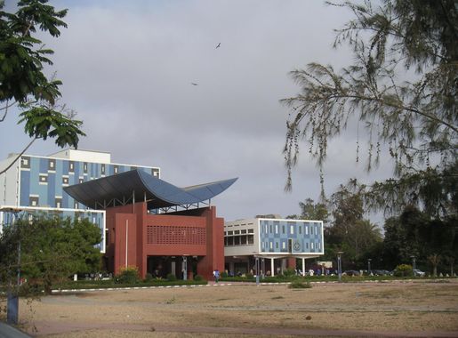 File:BibliothèqueCheikhAntaDiop.JPG - Wikipedia