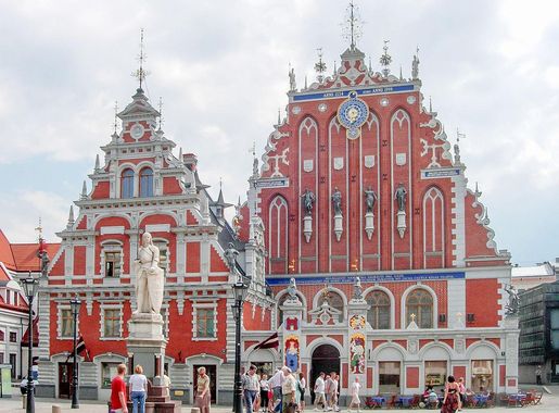 File:Old Riga Buildings.JPG - Wikimedia Commons