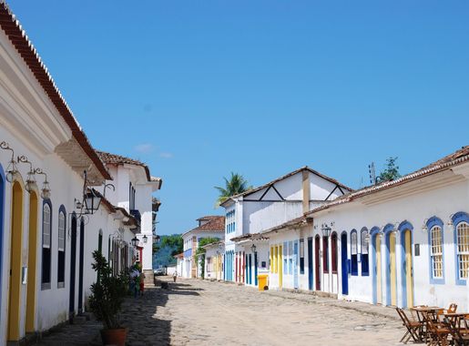 Ficheiro:Brazil paraty wide street.jpg – Wikipédia, a enciclopédia livre