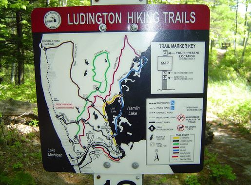 File:Ludington State Park hiking trails.JPG - Wikimedia Commons