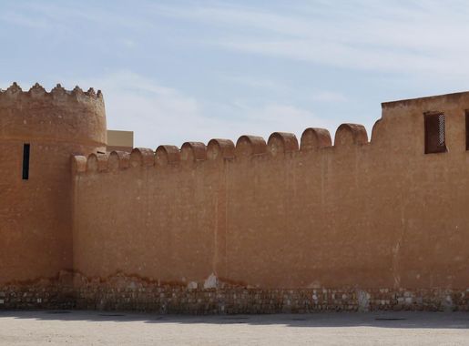 File:Riffa Riffa Fort Exterior 02.jpg - Wikimedia Commons