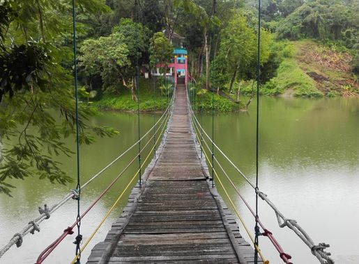 File:Meghla parjatan complex, bandarban.jpg - Wikimedia Commons