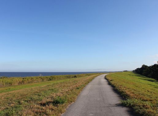 File:Pahokee - Lake Okeechobee Scenic Trail.jpg - Wikimedia Commons