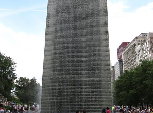 File:Crown Fountain, Millennium Park, Chicago, Illinois (9181717222).jpg -  Wikimedia Commons