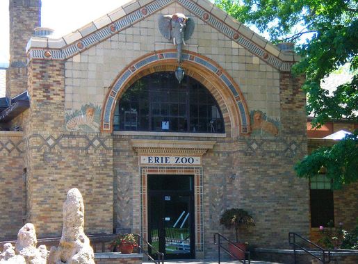 File:Eriezooentrance.jpg - Wikimedia Commons