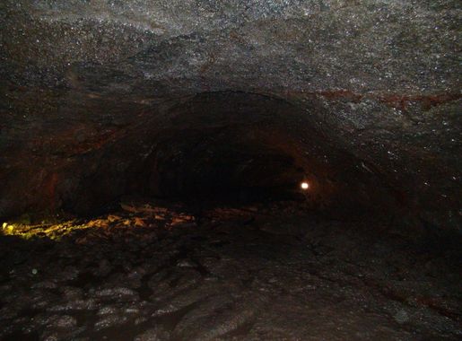 File:Inside the Lake Saiko Bat Cave A-Point.JPG - Wikimedia Commons