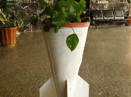 File:Original Bomb Casing Used as Flower Pot - Halabja Memorial - Halabja -  Kurdistan - Iraq.jpg - Wikipedia