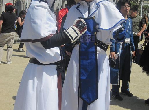 File:Ky Kiske & Sol Badguy cosplayers at 2010 NCCBF 2010-04-18 3.JPG -  Wikimedia Commons