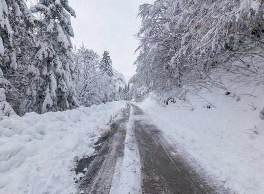 File:Winter fairytale at Vrsic mountain pass.jpg - Wikimedia Commons
