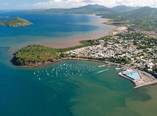 File:Mayotte-mamoudzou-1800x1000-d259bf1d.jpg - Wikipedia