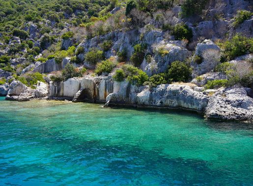 File:Sunken City Ruins in Kekova.jpg - Wikimedia Commons