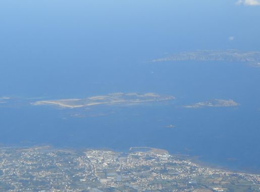File:Herm, Sark and Jethou.jpg - Wikimedia Commons