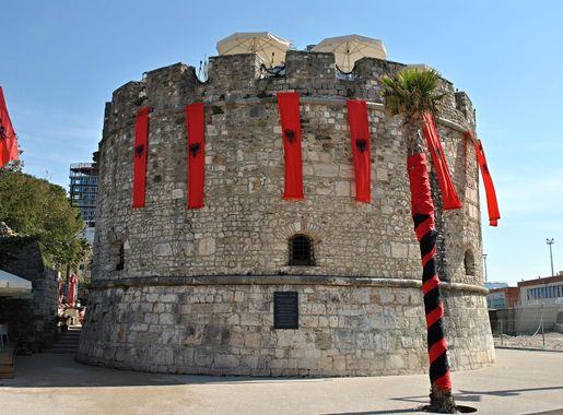 File:Durrës - Albania - Venetian tower.jpg - Wikimedia Commons