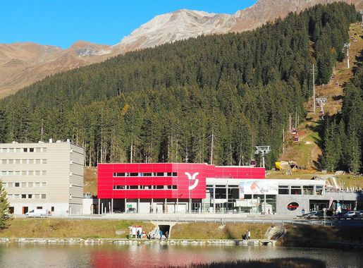 File:Rothornbahn Tal Lenzerheide.jpg - Wikimedia Commons