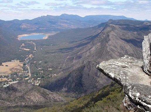File:Boroka Lookout - Grampians - panoramio.jpg - Wikimedia Commons
