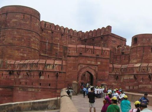 File:Agra Fort - Panoramic views (1).jpg - Wikimedia Commons