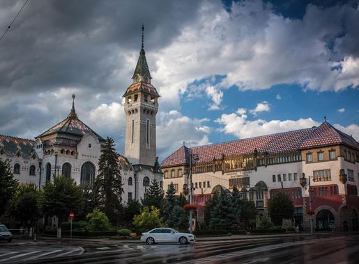 File:Palatul Culturii din Târgu Mureș 01.jpg - Wikimedia Commons