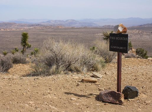File:Ryan Mountain Trail 04.jpg - Wikimedia Commons