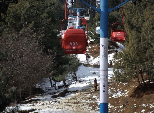 File:Ayubia Chair Lift.JPG - Wikimedia Commons