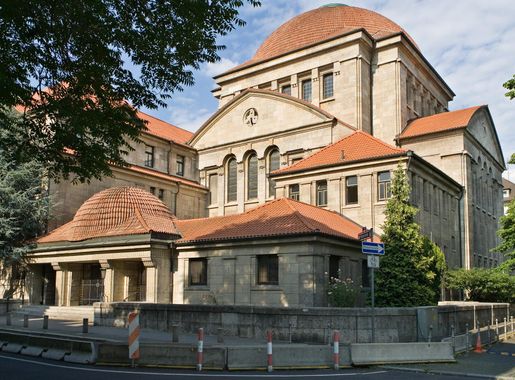 File:Frankfurt Am Main-Westendsynagoge-Ansicht  Freiherr-vom-Stein-Strasse-20080725.jpg - Wikimedia Commons