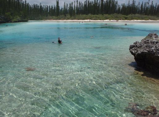 File:Ile des Pins - Piscine naturelle d'Oro 2.jpg - Wikimedia Commons