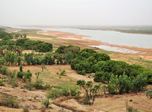 File:Niger, Youri (Tiloa), view of the Niger River (1).jpg - Wikimedia  Commons