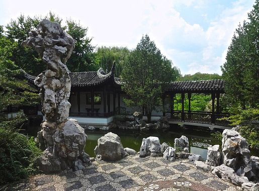 File:New York Chinese Scholar's Garden.JPG - Wikimedia Commons