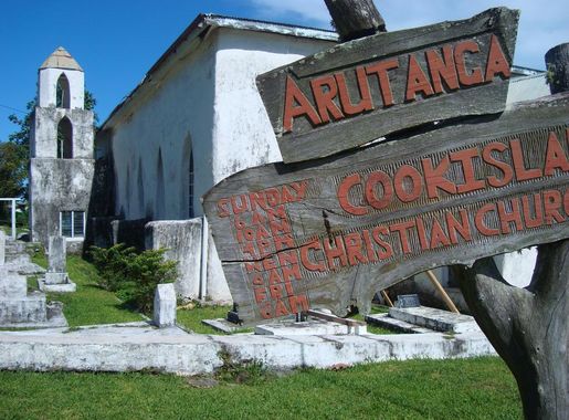 File:Arutanga Church in Aitutaki.jpg - Wikimedia Commons
