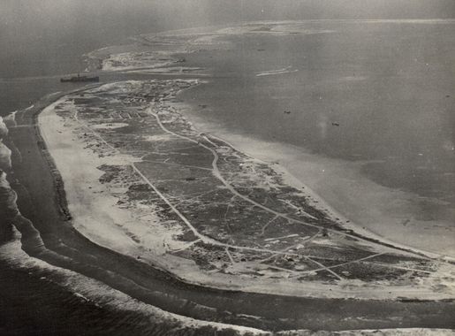 File:Aerial view of Canton Island.jpg - Wikimedia Commons