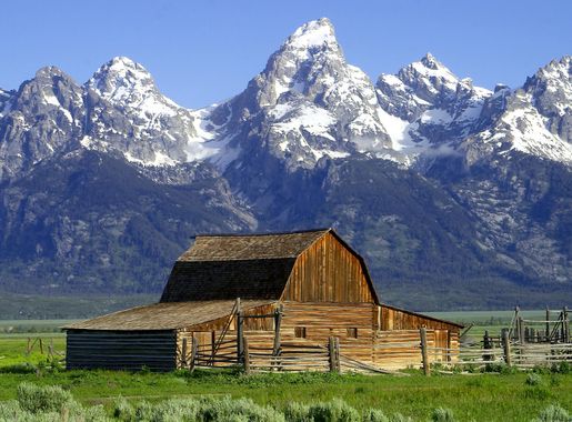 File:Barns grand tetons.jpg - Wikipedia