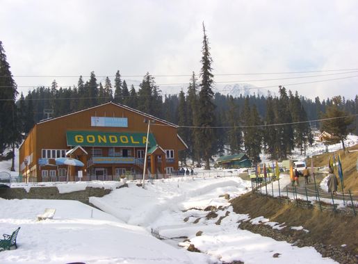File:Gulmarg-Gondala.JPG - Wikimedia Commons