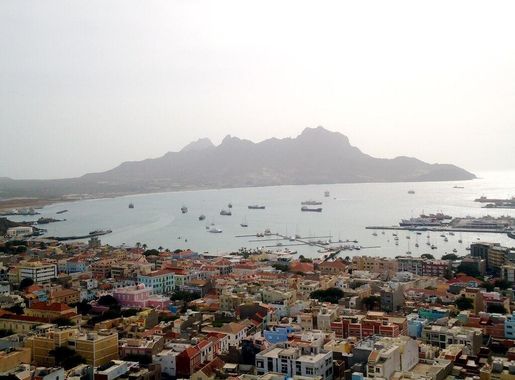 File:Cabo 2010 Monte Cara.jpg - Wikipedia