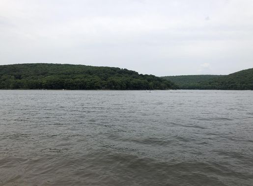File:2021-08-07 17 15 54 View northeast across Deep Creek Lake at the Deep  Creek Lake Garrett County historical marker along U.S. Route 219 (Garrett  Highway) in Thayerville, Garrett County, Maryland.jpg - Wikimedia Commons