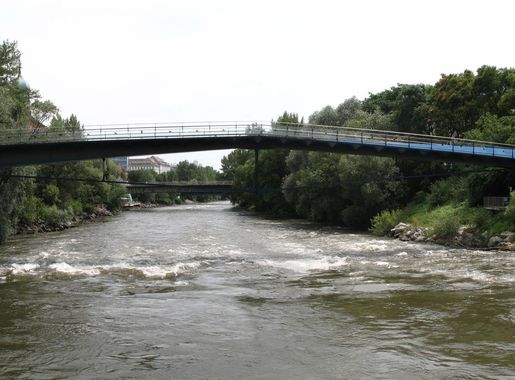 File:0383-0384a - Graz - Looking south along the Mur.JPG - Wikimedia Commons