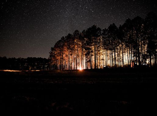 File:Campground at night - panoramio.jpg - Wikimedia Commons