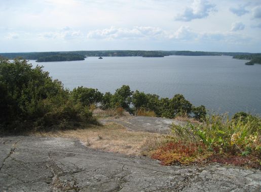 Fil:Gåseborg, utsikt över Mälaren, 2015h.jpg – Wikipedia