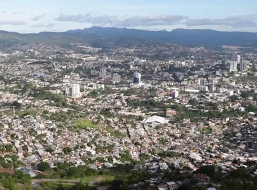 Archivo:Tegucigalpa 2021, Septiember.jpg - Wikipedia, la enciclopedia libre